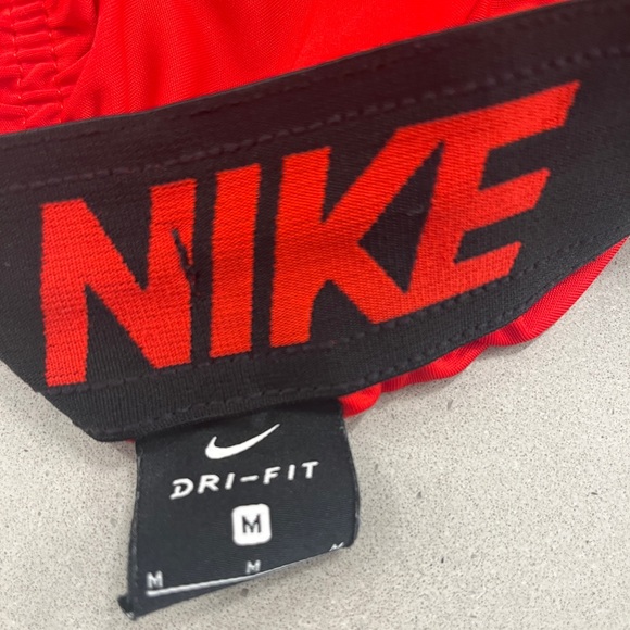 Men's red Nike Dri-Fit shorts, size medium - Picture 3 of 4